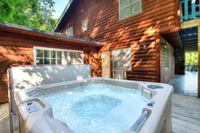 Hot tub at Smokey Mountain Paradise a Gatlinburg Cabin Rental