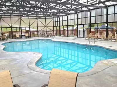 Community swimming pool in Sevierville