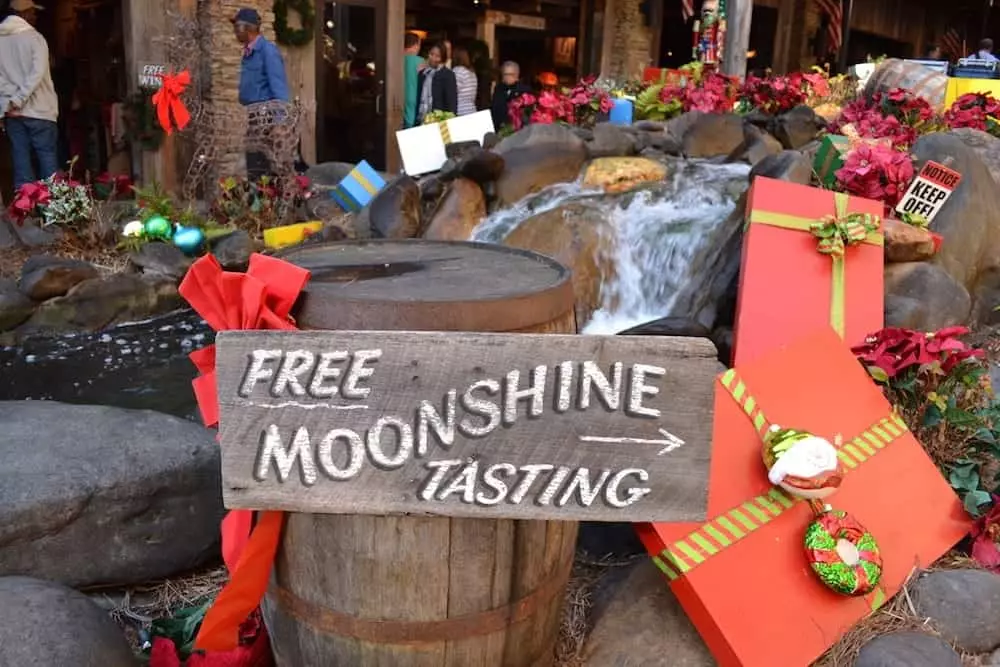 A sign for Free Moonshine Tasting at the Ole Smoky Distillery in downtown Gatlinburg.