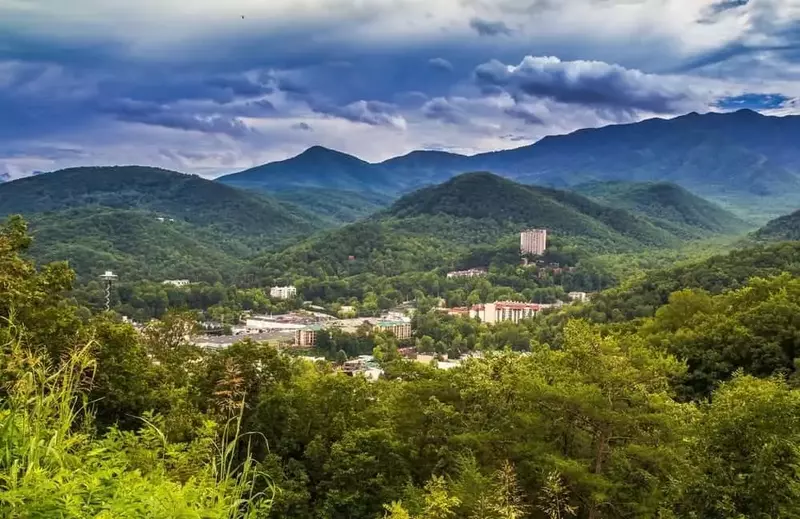 A scenic photo of Gatlinburg in the mountains.