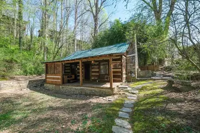 Timeless Treasures romantic gatlinburg tn cabin