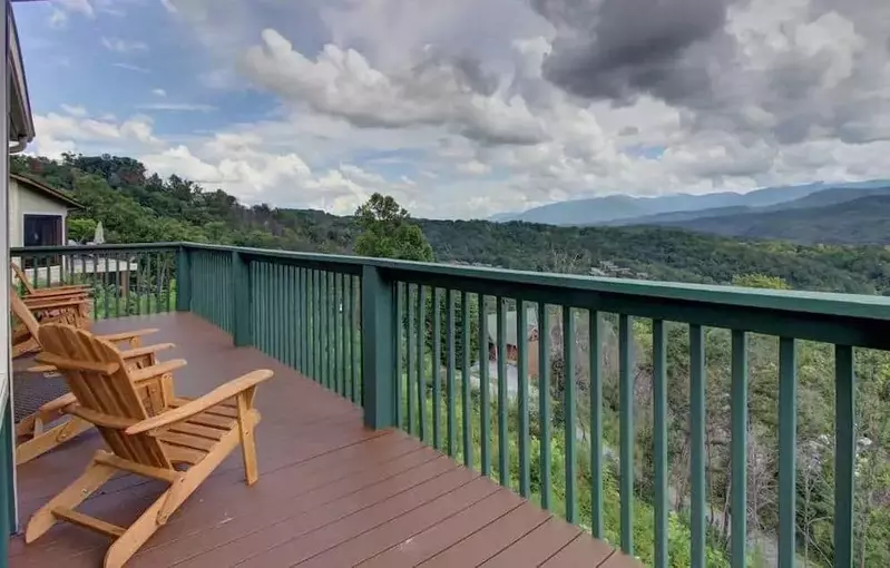 awesome views 2 bedroom cabin in gatlinburg tn