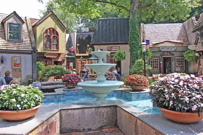 the village shops fountain