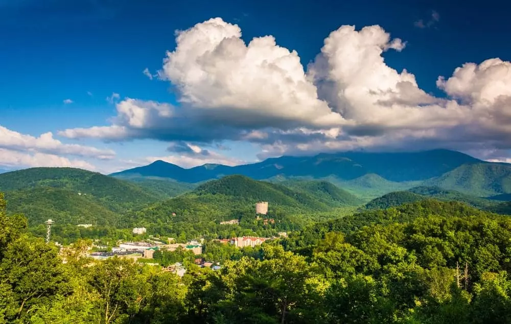 A photo of downtown Gatlinburg and the mountains.