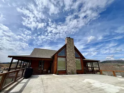 VALLEY VISTA