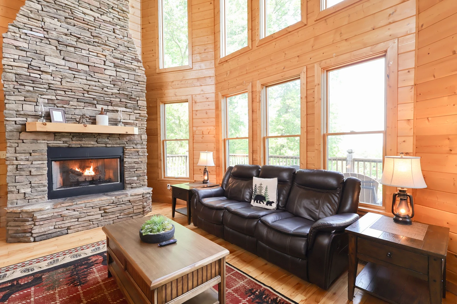 THE GOOD WOOD CABIN