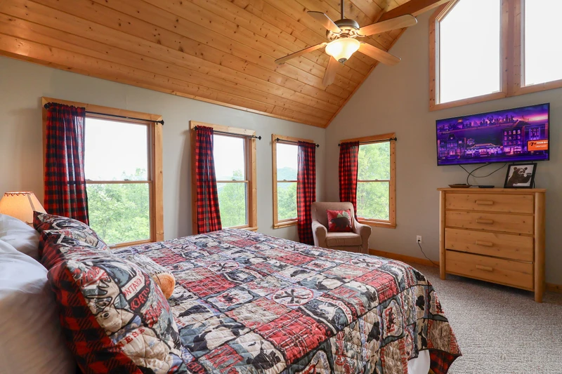 THE GOOD WOOD CABIN