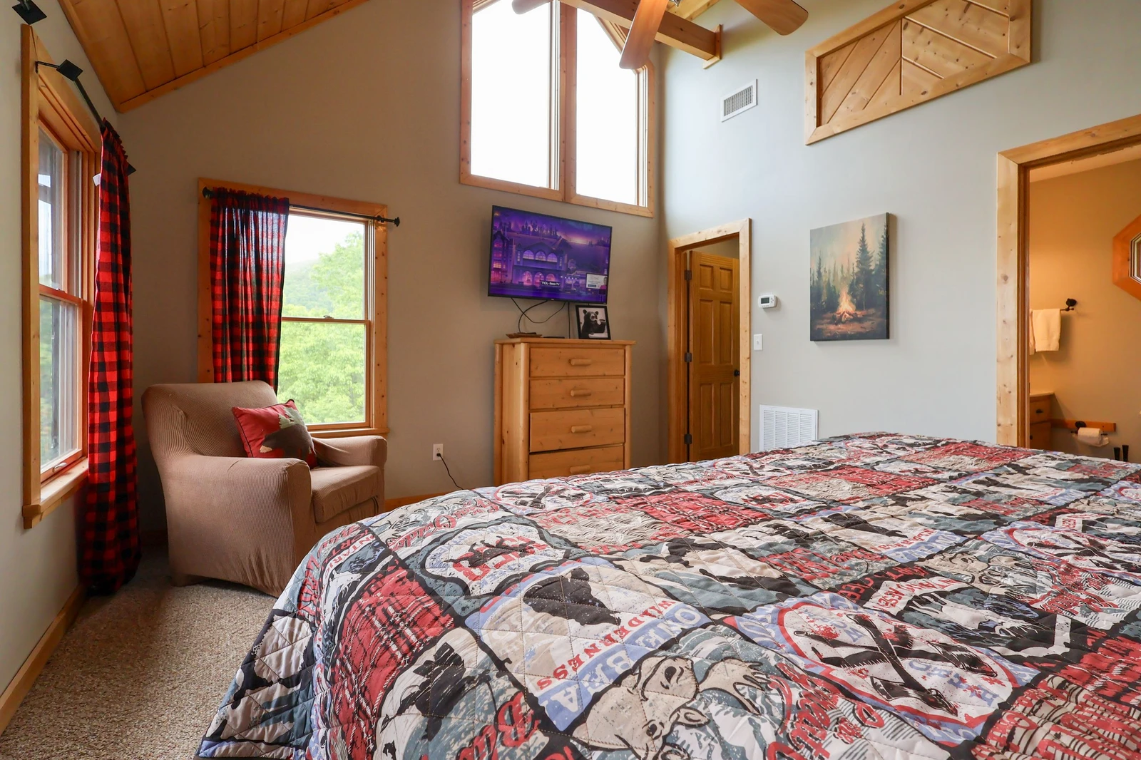 THE GOOD WOOD CABIN