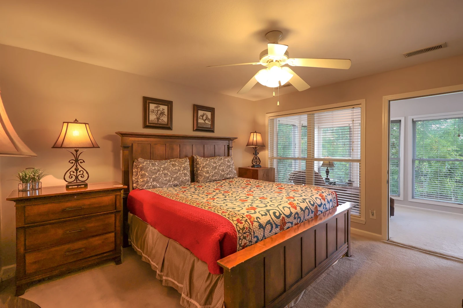 RIVERFRONT CHALET