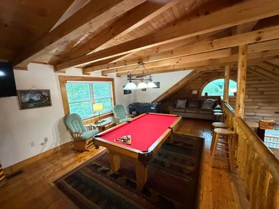 8 Bears Lodge