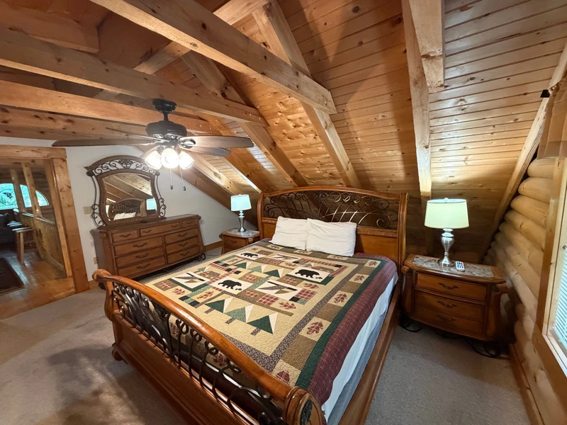 8 Bears Lodge