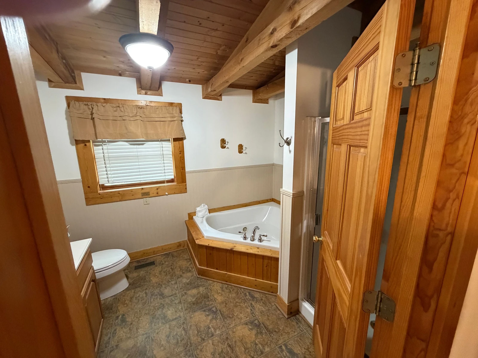 8 Bears Lodge