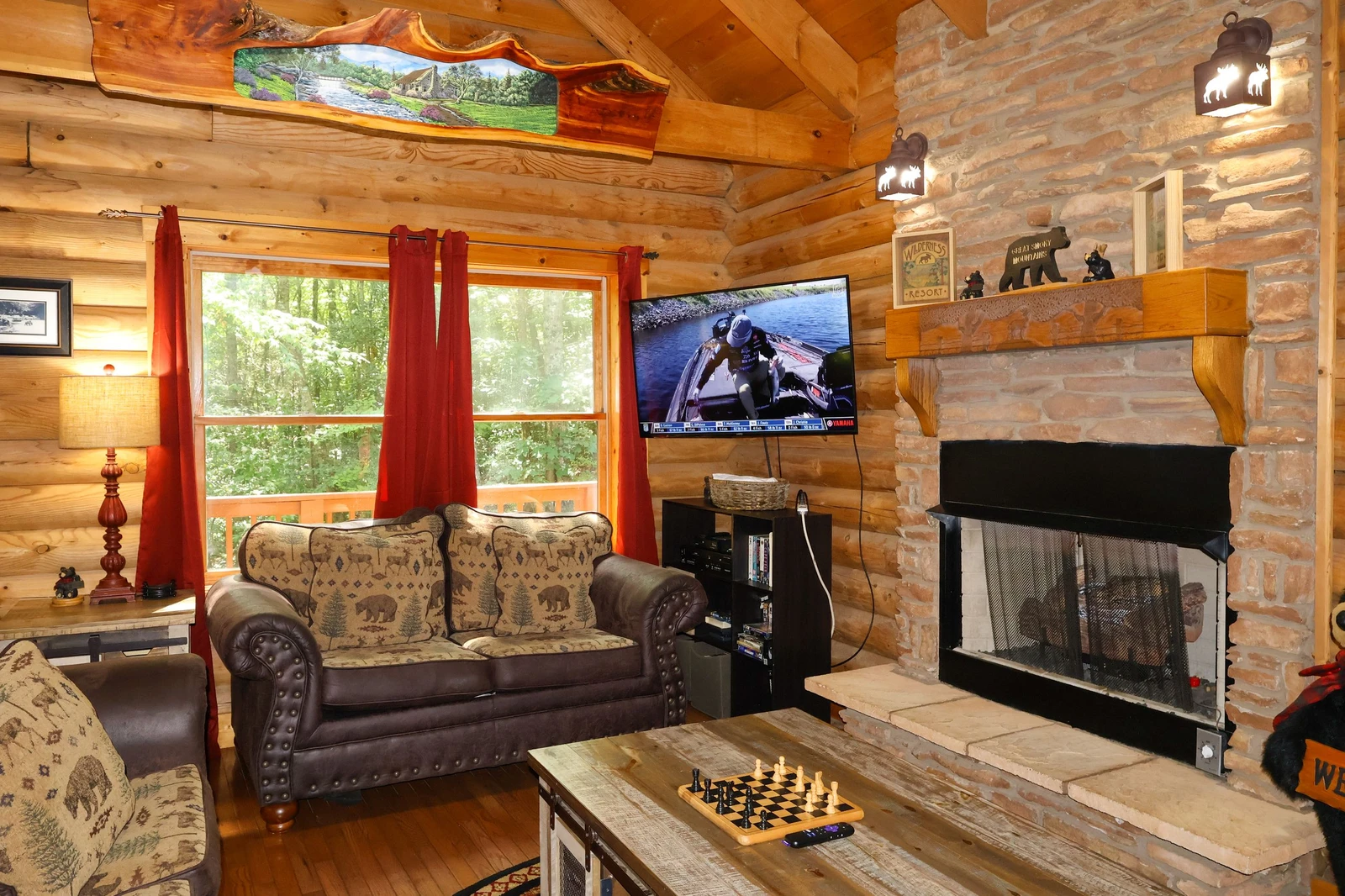 8 BEARS LODGE