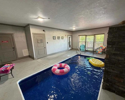 Pool View Lodge