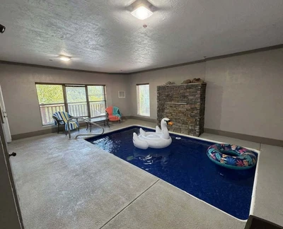 Pool View Lodge