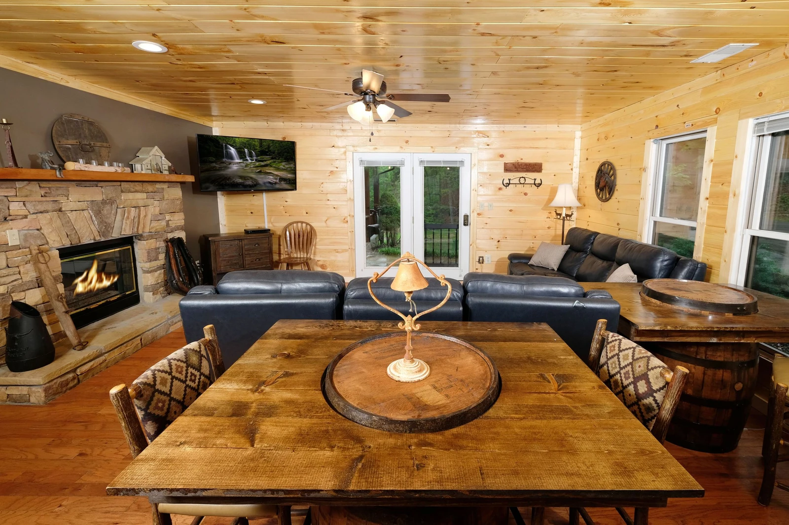 PIONEER TRAIL RETREAT