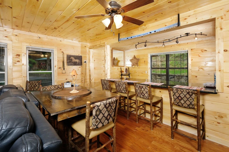 PIONEER TRAIL RETREAT