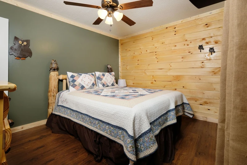 PIONEER TRAIL RETREAT